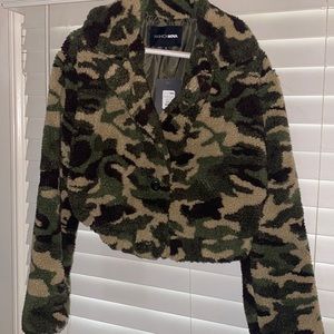 Fashion Nova Woman’s Sherpa Top